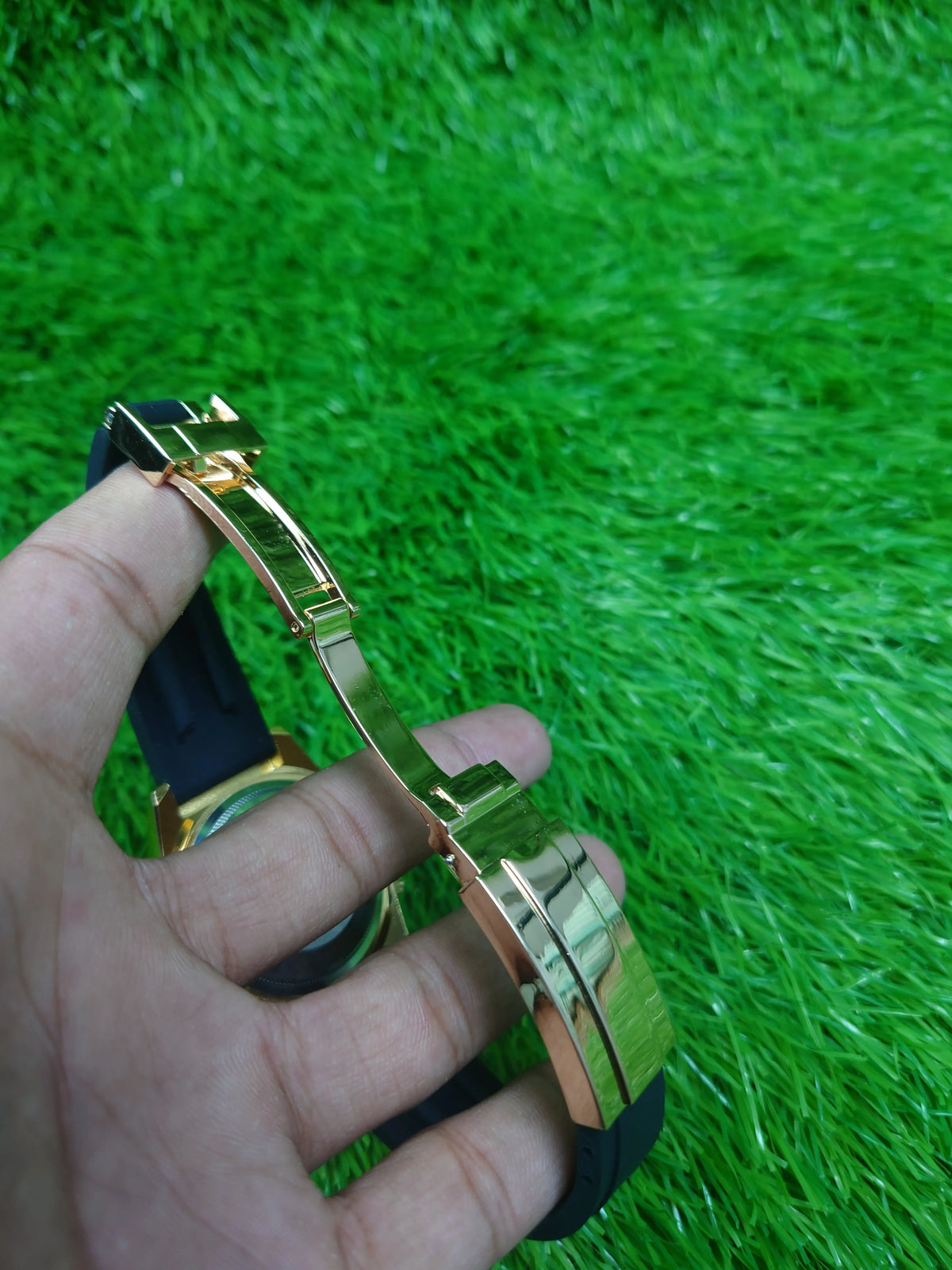 Men’s Rainbow Bezel Gold Chronograph Watch