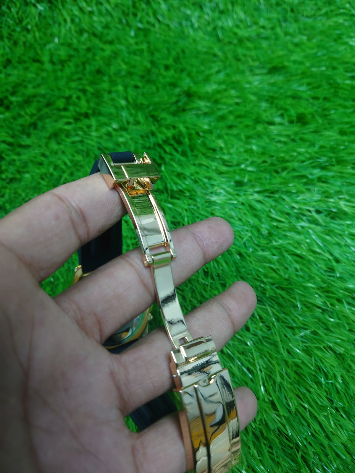 Men’s Rainbow Bezel Gold Chronograph Watch