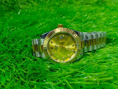 Men’s Two Tone Fluted Bezel Stainless Steel Watch