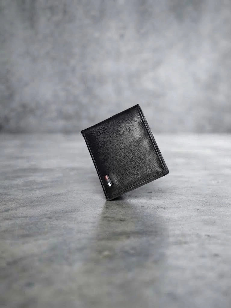 Black Leather Bifold Wallet for Men | Multi-Card Slot | RB Store
